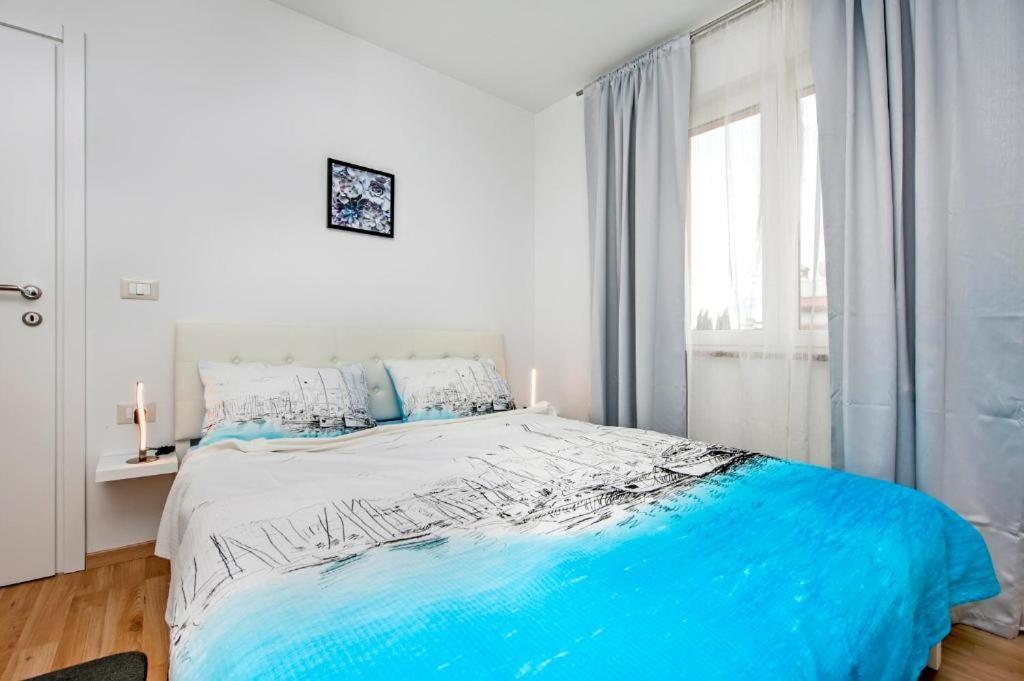 Aria Room And Apartmant Fuga Ровин Екстериор снимка