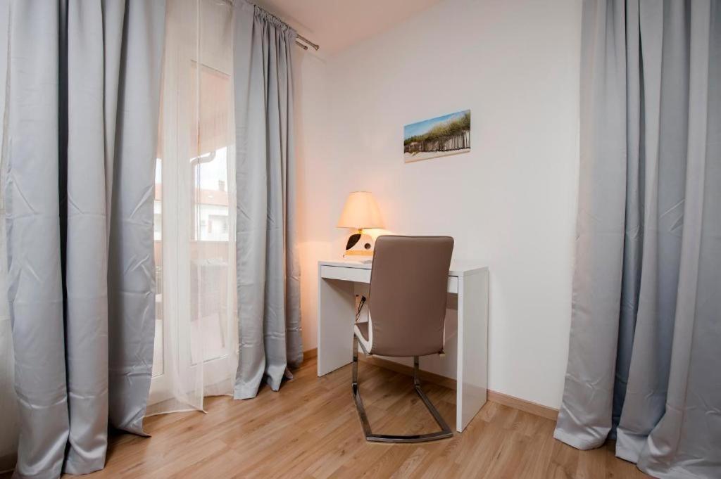 Aria Room And Apartmant Fuga Ровин Екстериор снимка