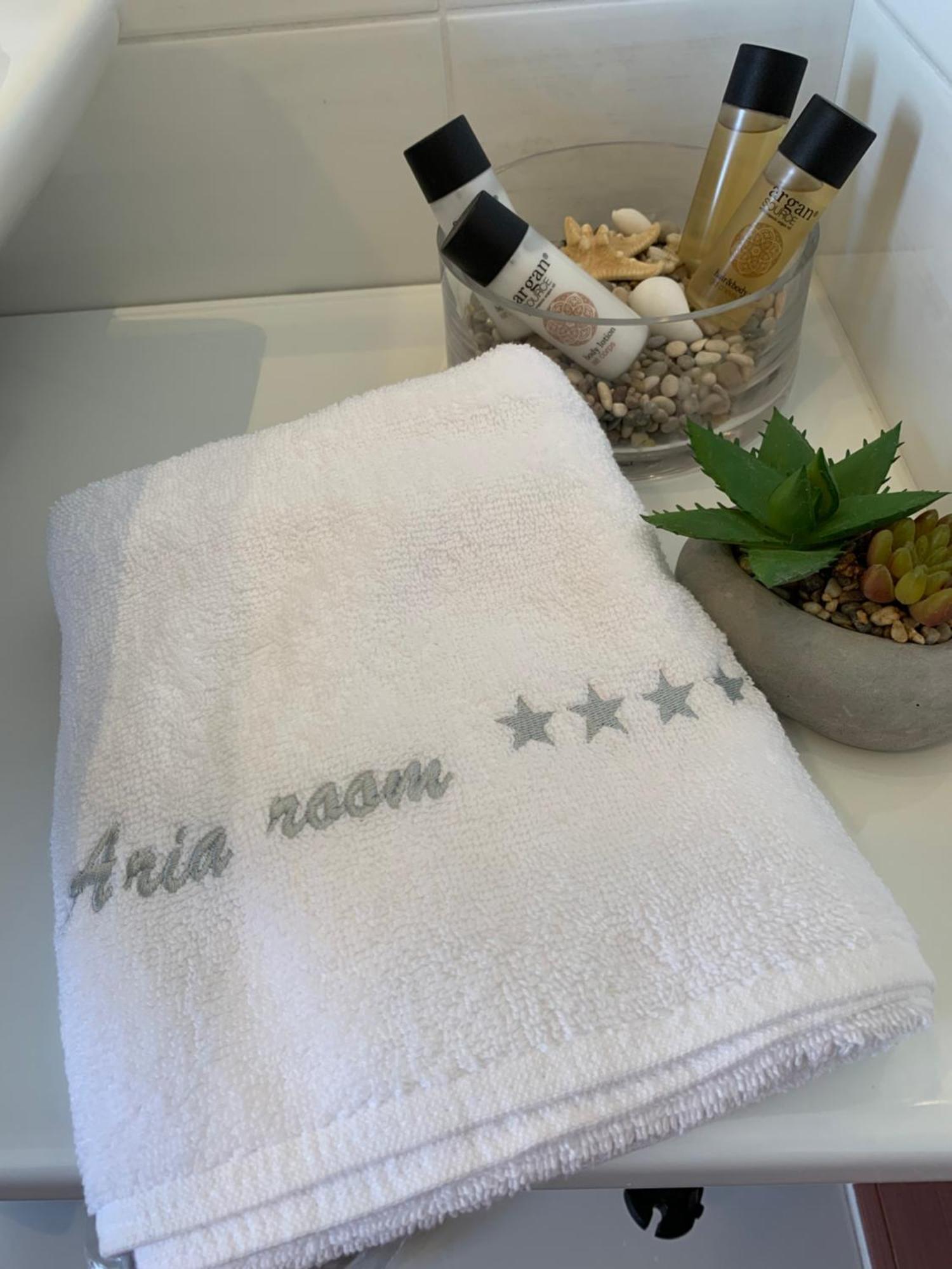 Aria Room And Apartmant Fuga Ровин Екстериор снимка