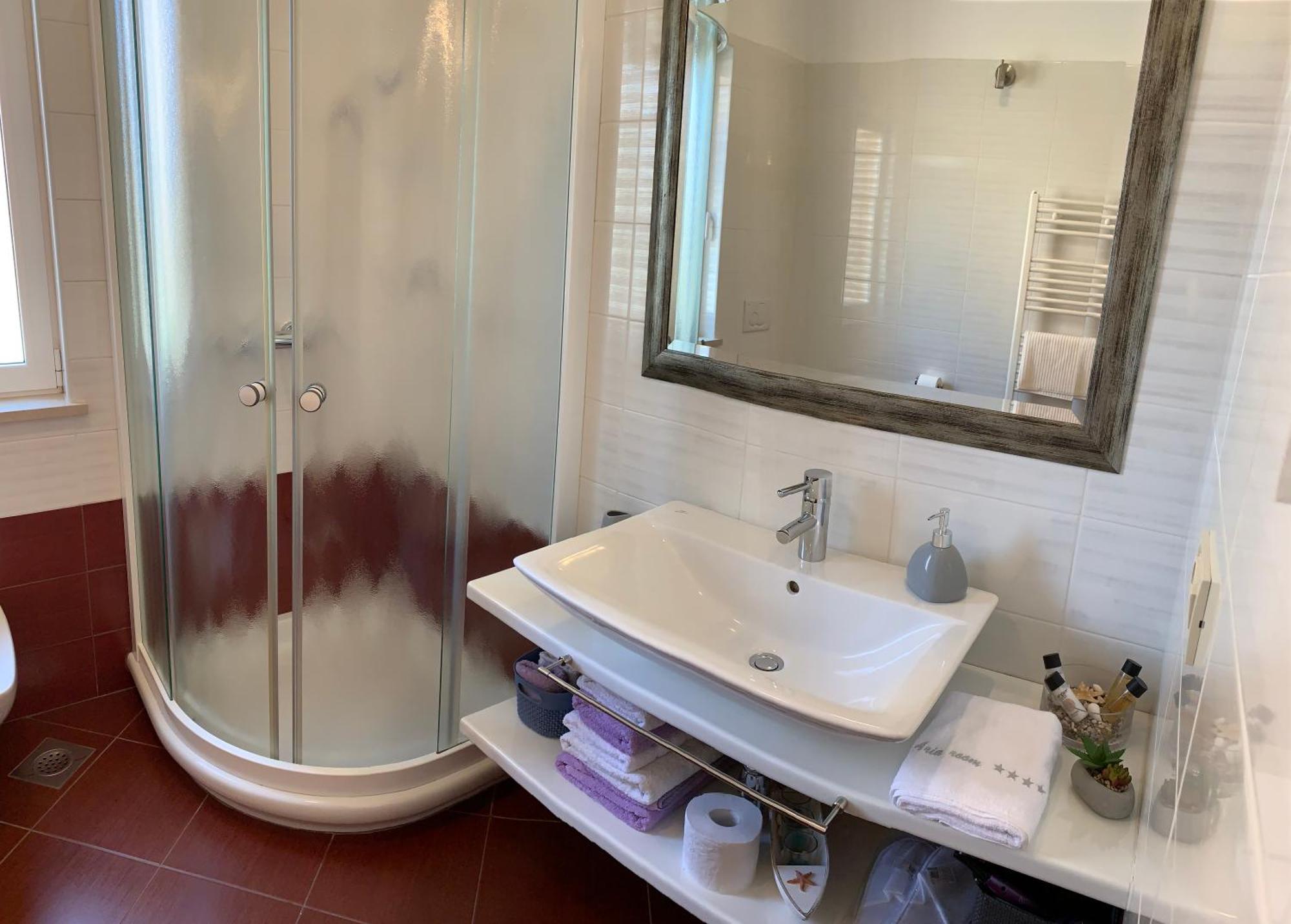 Aria Room And Apartmant Fuga Ровин Екстериор снимка